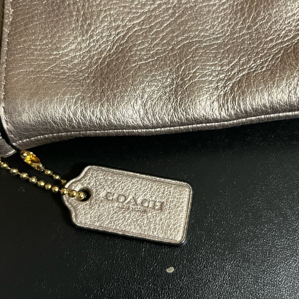 Coach Crossbody Bag - Picture 5 of 8